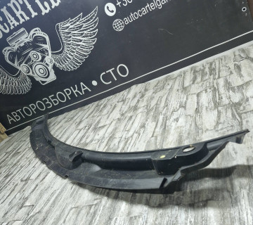 4f2819403 Декоративна накладка під лобове скло жабо Audi A6 C6 2004-2011