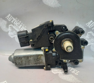 4d0959802e Моторчик склопідйомника правий передній Audi A8 D4 2011