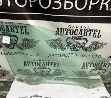 Скло дверки передньої правої Audi А3 8P 43r-001025, 21803369