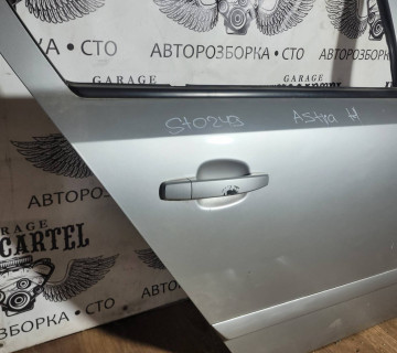 Дверка задня права Opel Astra h 2005-2012