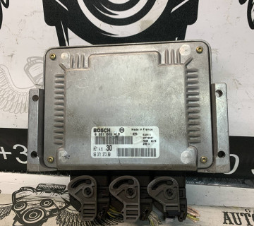 Блок керування двигуном, ЕБУ Citroen C5 3.0 v6 9637137380