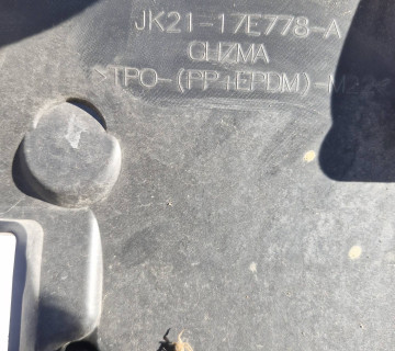 SP0661 JK2117E778A кронштейн підсилювач бампера перед Ford Transit Custom 17-