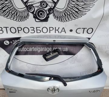 Кришка багажника Toyota Yaris II (XP9) 2006—2011 p4002