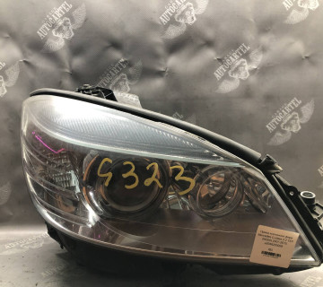 Права ксенонова фара Mercedes C-class 2.2 CDI (W204) 2007-2015 a2048203059