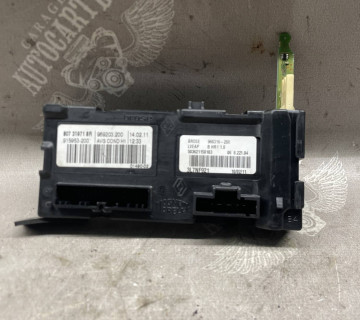 Блок склопідйомника передній лівий Renault Scenic 3 807319718r