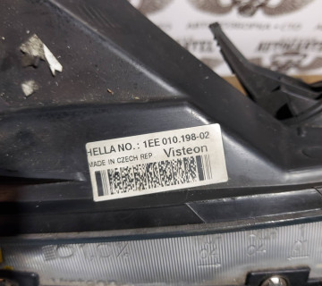 Фара права галоген Ford Focus I Hella 1EE01019802