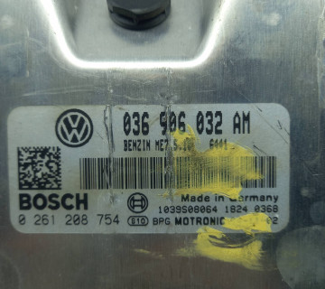 Блок керування ECU Volkswagen Golf V 2005 036906032am