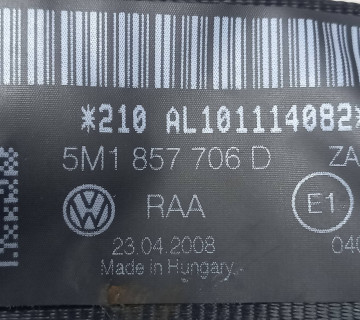 Ремінь безпеки передній правий с піропатроном 5M1857706D VW Golf Plus 05-14 5m1857706d