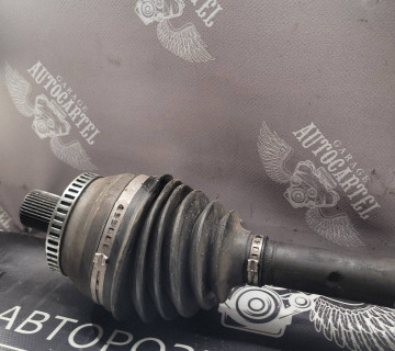 4879 ПіввісьAudi a6c5 1.8