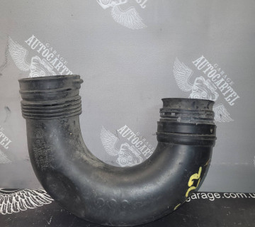 1K0129618AC VAG патрубок повітряного Vw caddy