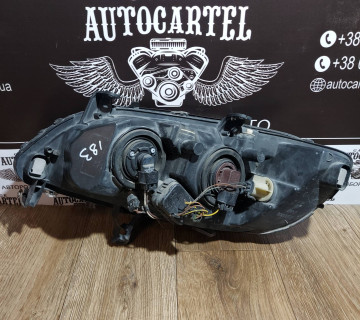 Фара права галоген Opel Zafira A 89100055