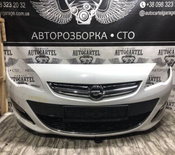 Бампер передній Opel Astra J 2009—2015 21564659