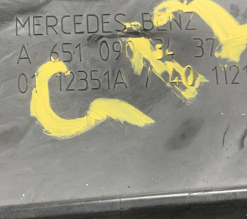 Патрубок повітрозабірник Mercedes W204 W207 W212 W218 a6510903437