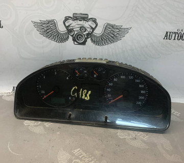 Панель приладів VW Transporter T5 1.9tdi 7h0920850l