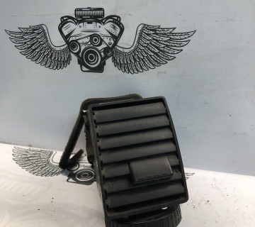 Дефлектор правий 2994503810 7H0815706C Volkswagen Transporter
