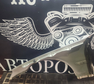Крило переднє праве Mercedes E-Class W203 21403057