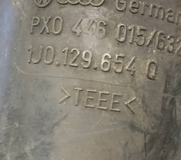 Патрубок турбіни Skoda Octavia Volkswagen Golf-4 1.9tdi 1j0129654q