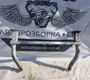 Кронштейн підсилювпча переднього бампера Citroen c5 2012 р 21862335