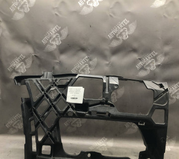 5g0807724d Кріплення переднього бампера Volkswagen Golf VII `13- праве, під фарою