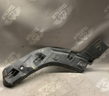Кріплення бампера заднє ліве Seat Altea 2004-2015 5p0807375a