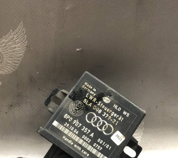 Блок керування коректором фар Audi A6 C6, 8P0907357A