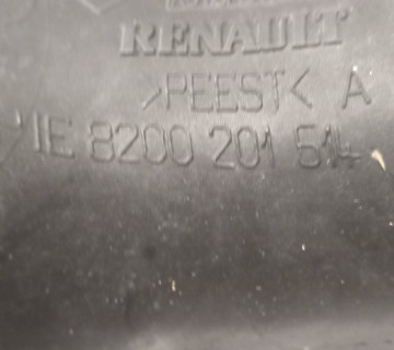Патрубок повітряного фільтра Renault Megane 2 / Scenic 2 1.9 dci (03-08) 8200201614