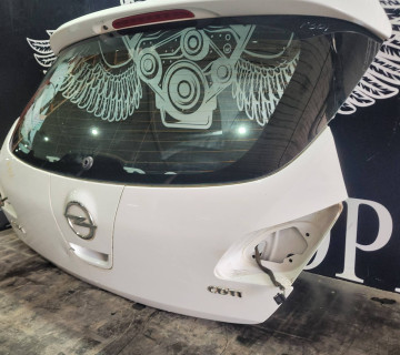 Кришка багажника задня ляда Opel astra j хетч 21466472