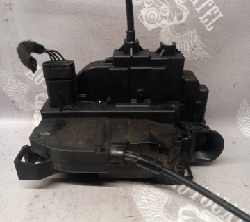 Замок двері передньої правої електричний 4 піна Renault Scenic III 09-16 805030006r