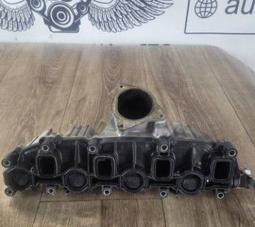 Колектор впускний Volkswagen Passat B6 2009 1024113S02, 03L129711E