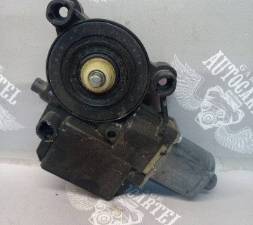 6r0959802t Моторчик склопідйомника правий передній Volkswagen Polo 2009-2016