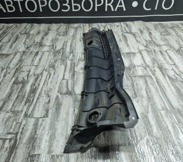 5570902070 Декоративна накладка під лобове скло жабо ліва Toyota Corolla E120 2000-2006