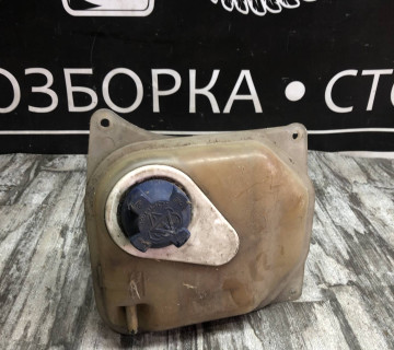 4a0121403 Бачок охолоджувальноі рідини Розширювальний Audi A6 C4 1994–1997