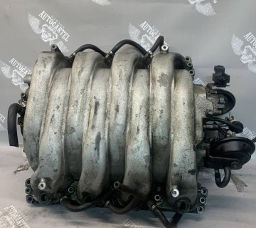 077133185 Впускний колектор 4.2 Volkswagen TOUAREG 7L 2002—2010