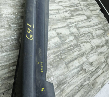 Бокова накладка поріг права Mercedes B W245 2005—2011