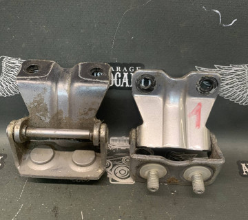 60870ag0009p петля кришки багажника Subaru Legacy 2003-2009