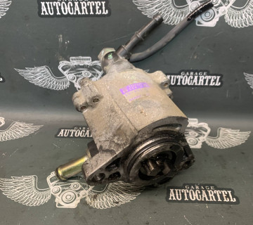 Вакуумний насос Toyota Corolla e12 02-06 Verso Avensis 2.0 d4d 29300-27020