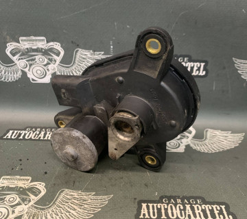 Клапан впускний Mercedes C W203 2.7 a6111600494