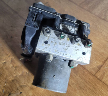 Блок ABS Renault Megane II 8200344607 0265234138