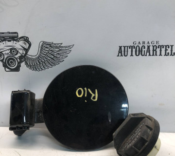 Лючок паливного бака хетчбек Kia Rio 695101G200