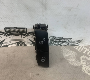 Блок кнопок центрального замку передніх правих дверей Mercedes w204 a2048706310