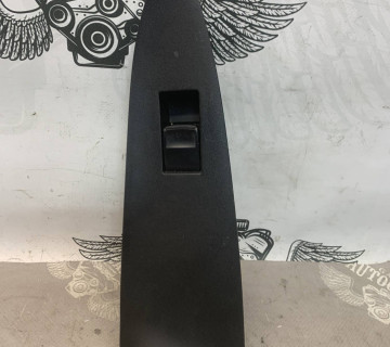 Кнопка склопідйомника задн. лев. TOYOTA RAV4 74272-42010