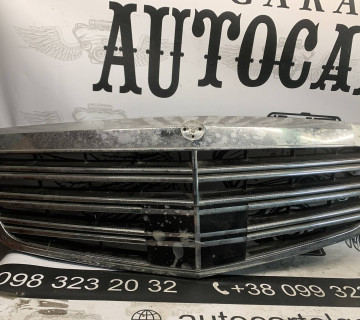 Решітка радіатора Mercedes W221 gb1209g2501