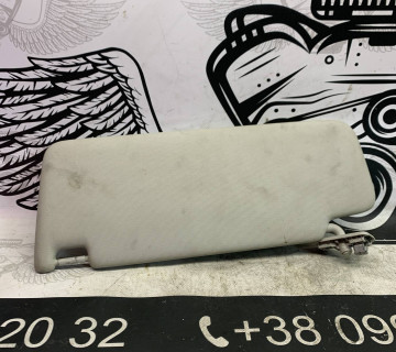 Козирьок сонцезахистний правий VW GOLF 7 SKODA OCTAVIA MK3 5g0857552e