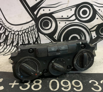 Блок керування пічкою Volkswagen Golf 5 53701/1cf