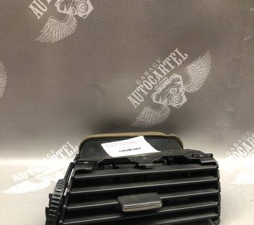 64226910732 Дефлектор обдува салона BMW E39