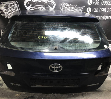 Задня ляда кришка багажника Toyota Avensis T27 21940866