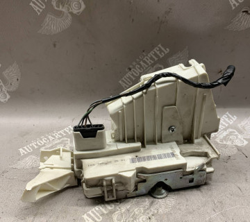 Замок двері передній правий електричний Mercedes A-class W169 1697202835