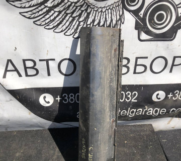 Бокова накладка поріг задня права Kia Sorento 87776-3E000