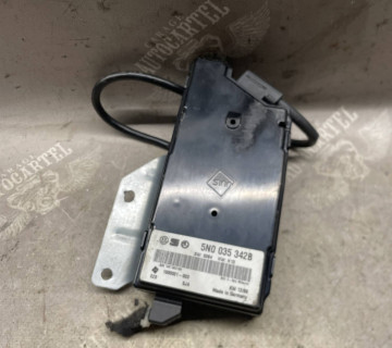 Блок управління мультимедійний Volkswagen Touareg Golf 6 5n0035342b