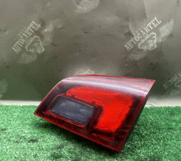 Ліхтар задній правий у ляду Opel Astra J 13314053